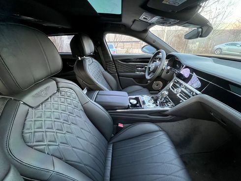 Bentley Flying Spur 2021 - фото 10