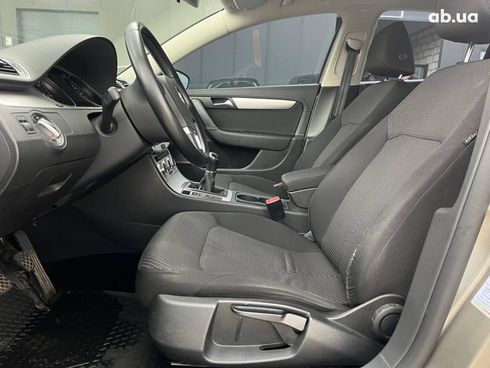 Volkswagen passat b7 2013 серый - фото 12
