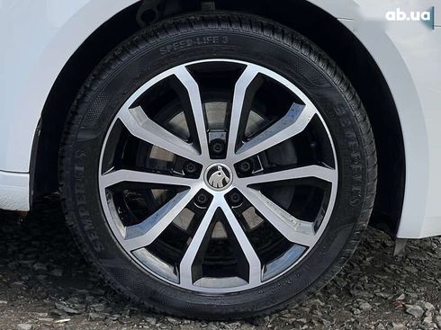 Skoda Octavia 2020 - фото 19