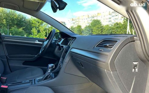 Volkswagen e-Golf 2017 - фото 12