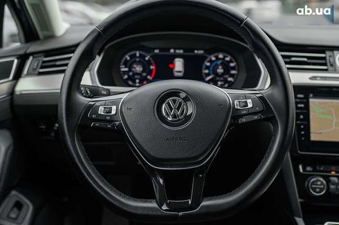 Volkswagen Passat 2019 - фото 29