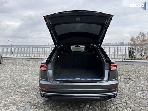 Audi Q8 2020 - фото 20