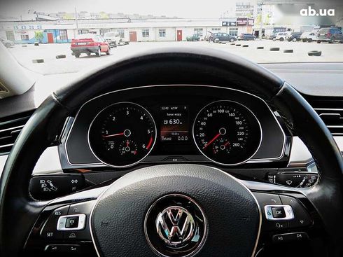 Volkswagen Passat 2019 - фото 10
