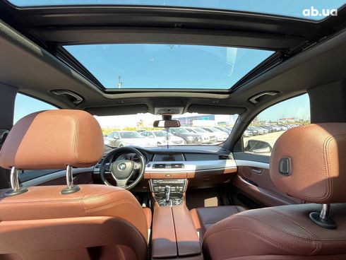 BMW 5 серия 2013 белый - фото 43