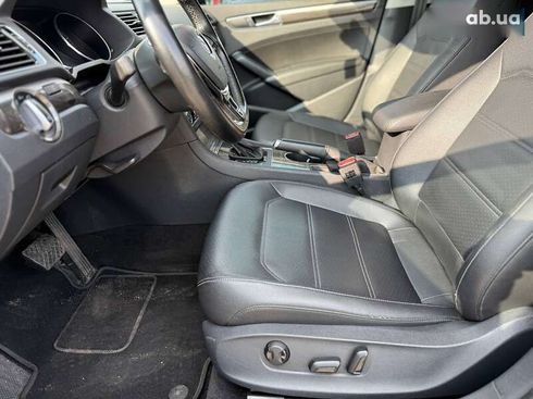Volkswagen Passat 2016 - фото 22
