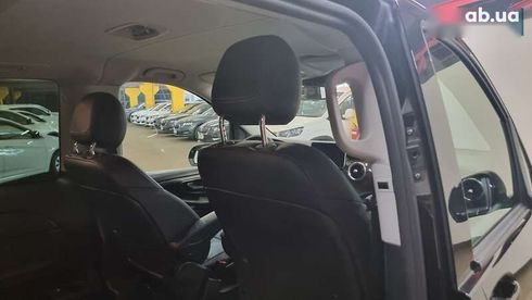 Mercedes-Benz V-Класс 2018 - фото 12