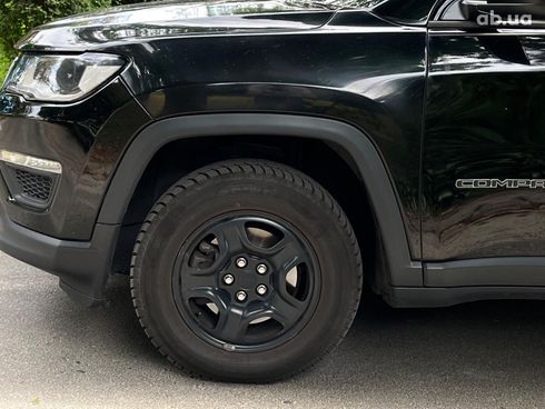 Jeep Compass 2017 черный - фото 6