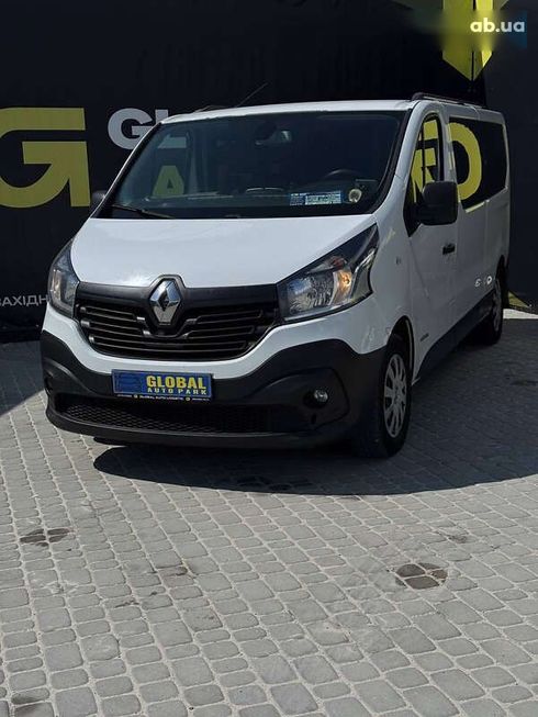 Renault Trafic 2015 - фото 2