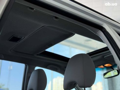 Subaru Forester 2010 белый - фото 18