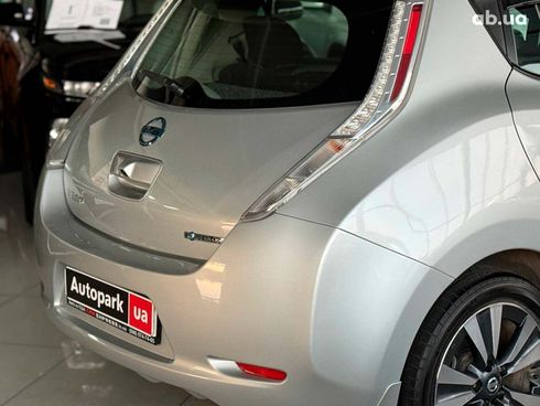 Nissan Leaf 2015 серый - фото 4