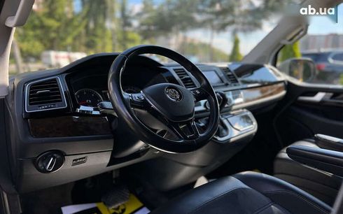 Volkswagen Multivan 2017 - фото 23