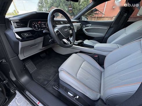 Audi Q8 e-tron 2023 - фото 2