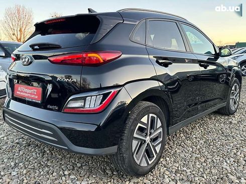 Hyundai Kona Electric 2021 - фото 24
