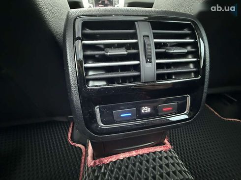 Volkswagen Passat 2017 - фото 19