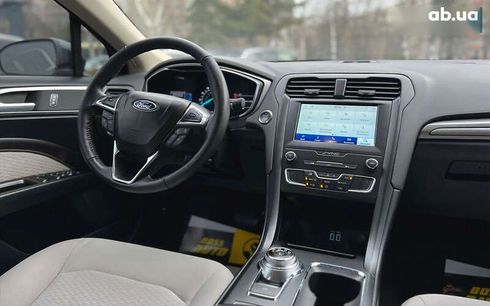 Ford Fusion 2020 - фото 14