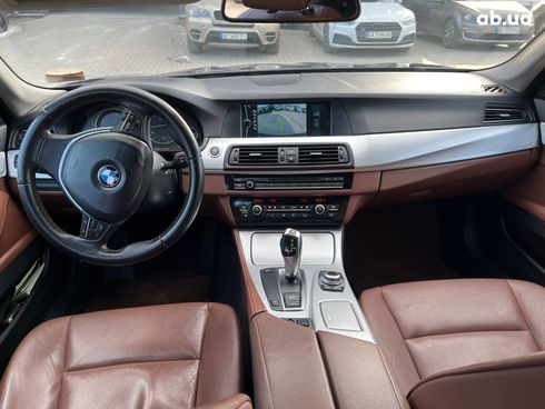 BMW 5 серия 2010 синий - фото 33