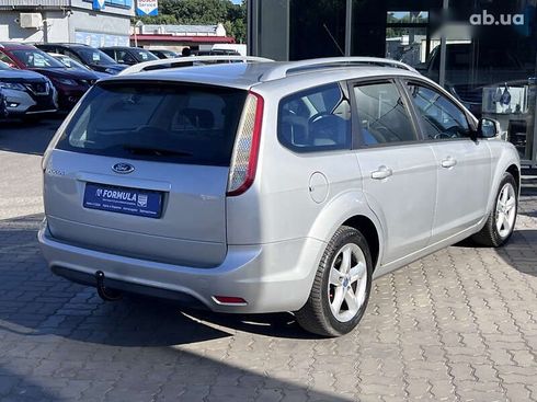 Ford Focus 2010 - фото 15