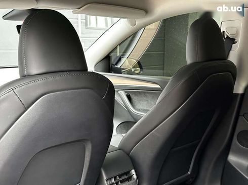 Tesla Model Y 2023 - фото 16