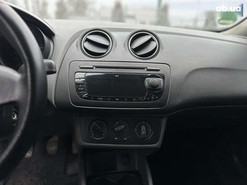SEAT Ibiza 2011 - фото 30