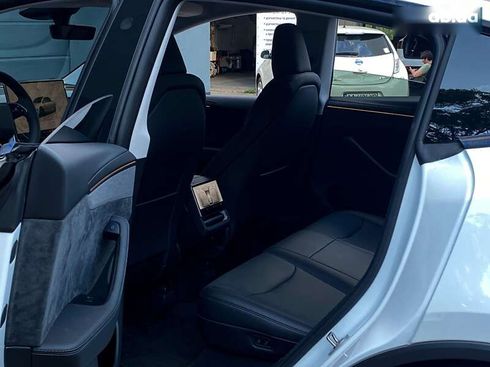 Tesla Model Y 2025 - фото 14