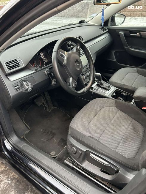 Volkswagen Passat 2013 черный - фото 16