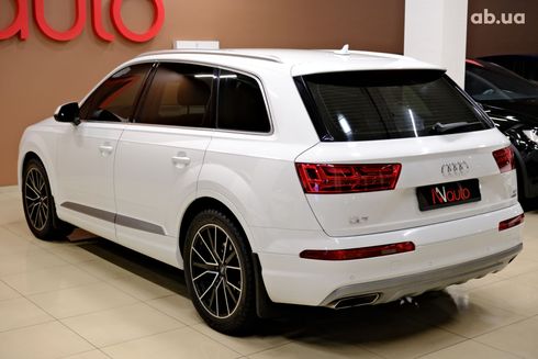 Audi Q7 2016 белый - фото 4