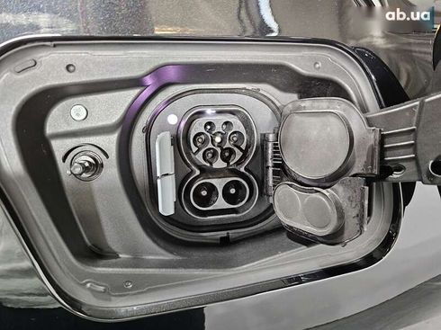 BMW i7 2024 - фото 24