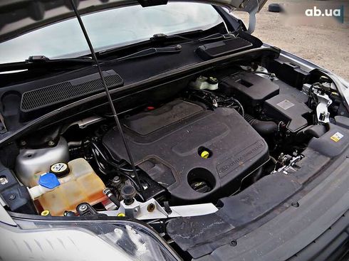 Ford Kuga 2011 - фото 16