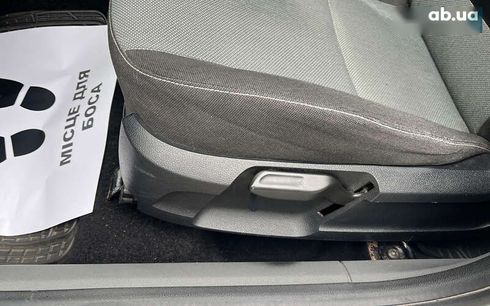 Ford Focus 2009 - фото 11