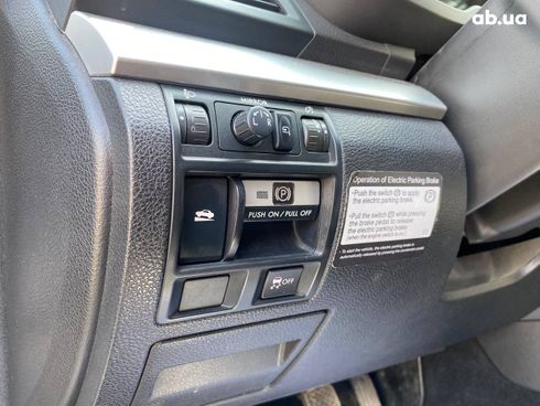 Subaru Legacy Wagon 2012 серебристый - фото 14