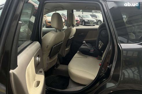 Nissan Note 2006 - фото 11