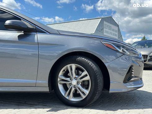 Hyundai Sonata 2018 серый - фото 13