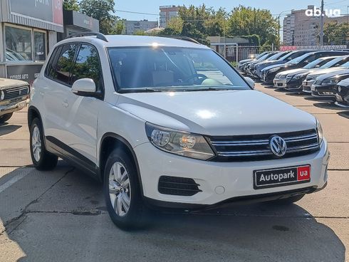 Volkswagen Tiguan 2016 белый - фото 3