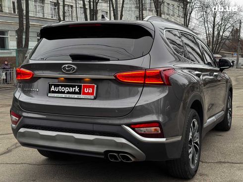 Hyundai Santa Fe 2019 серый - фото 15