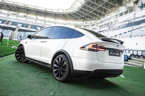 Tesla Model X 2017 - фото 12