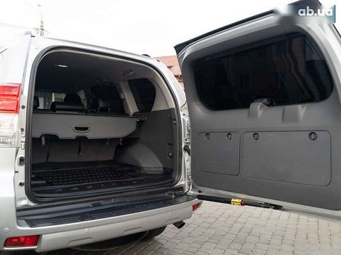 Toyota Land Cruiser Prado 2010 - фото 10
