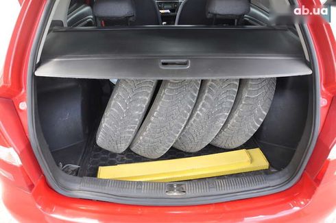 Skoda Fabia 2010 - фото 18
