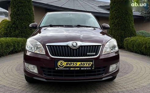 Skoda Fabia 2012 - фото 2