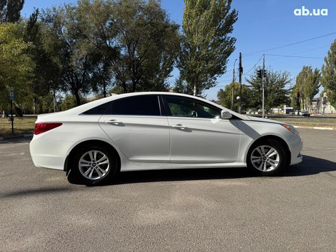 Hyundai Sonata 2014 белый - фото 6