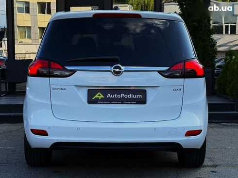 Opel Zafira 2018 - фото 14