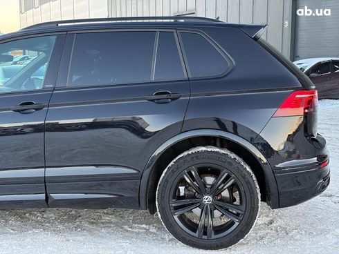 Volkswagen Tiguan 2020 черный - фото 11