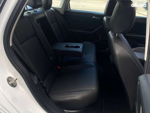 Volkswagen Jetta 2021 - фото 27