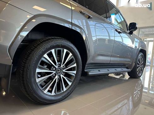 Lexus LX 2022 - фото 8