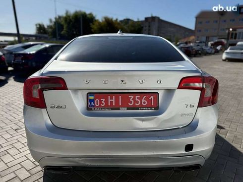 Volvo S60 2015 - фото 10