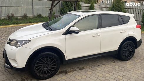 Toyota RAV4 2013 белый - фото 2