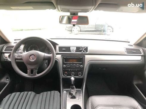 Volkswagen Passat 2012 - фото 13