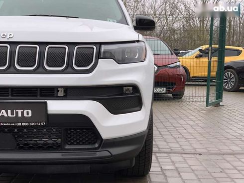 Jeep Compass 2021 - фото 10