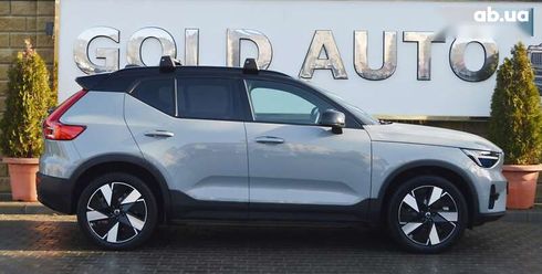 Volvo XC40 2023 - фото 13