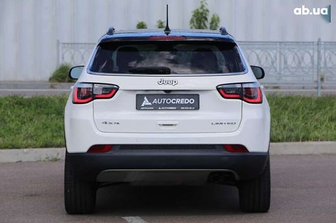 Jeep Compass 2017 - фото 6