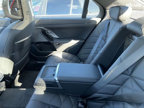 BMW 7 серия 2023 - фото 14